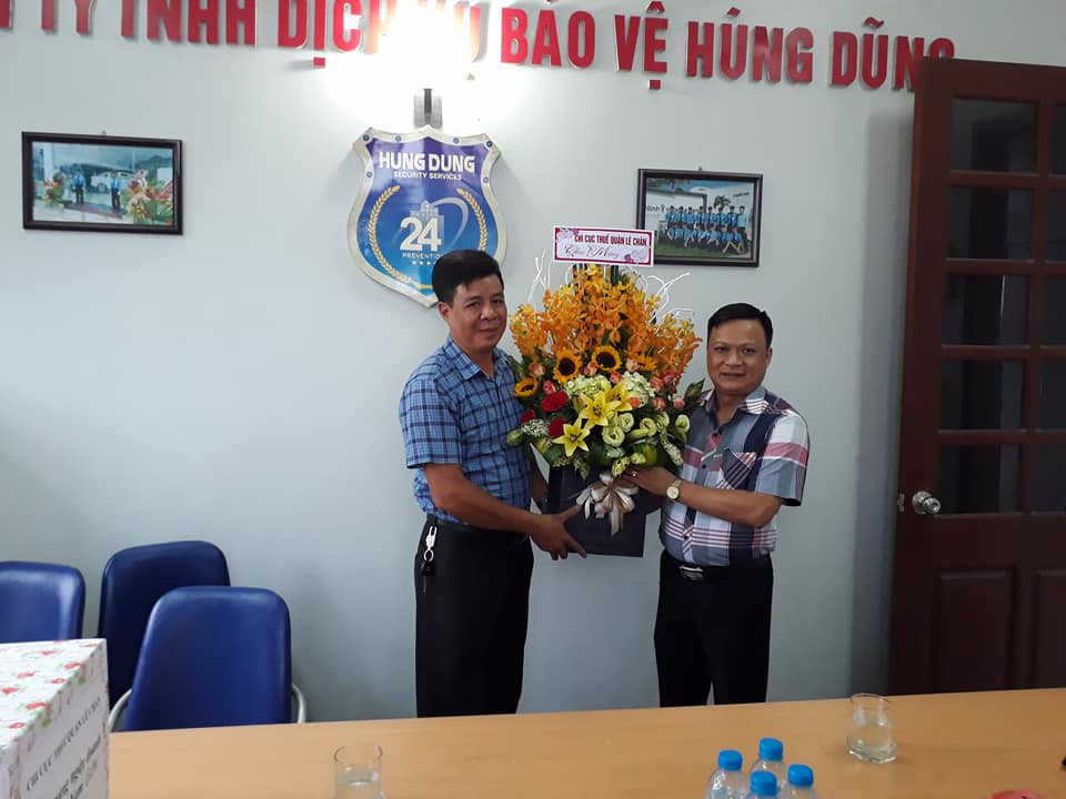 BẢO VỆ HÙNG DŨNG - LUÔN CHẤP HÀNH TỐT CÁC CHÍNH SÁCH CỦA NHÀ NƯỚC